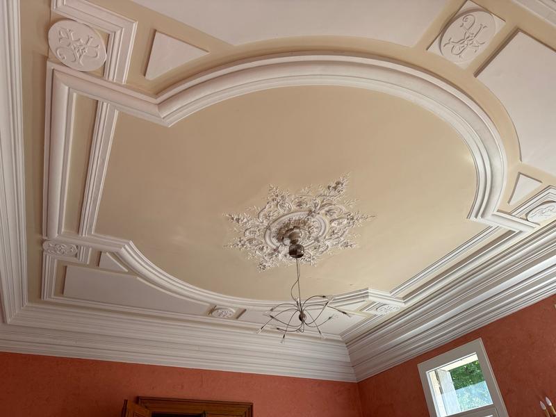 Maison - 380 m² - 11 pièces