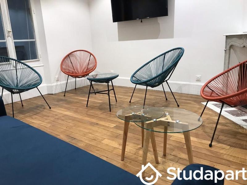 Chambre - 16 m² - 1 pièce