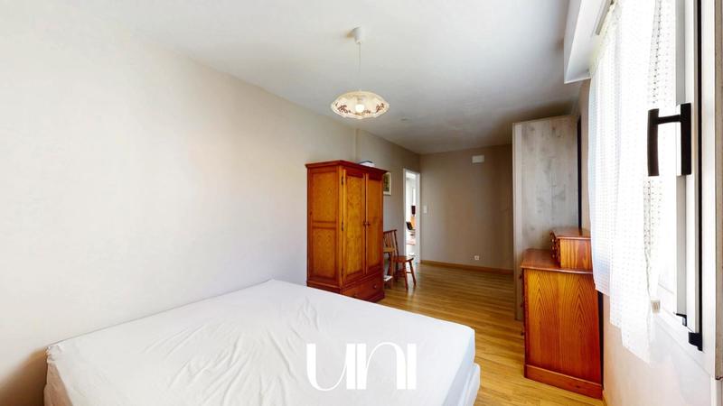 Appartement - 97 m² - 3 pièces