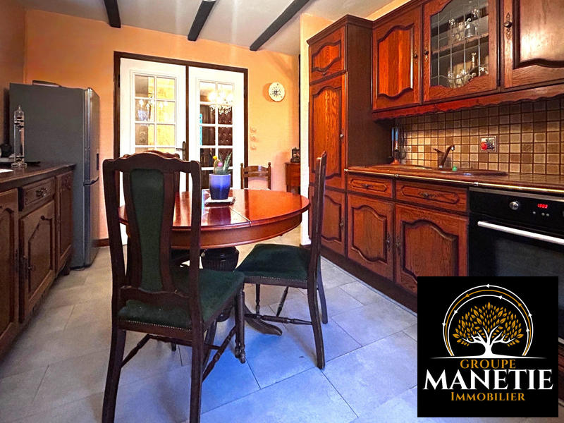 Maison - 93 m² - 6 pièces