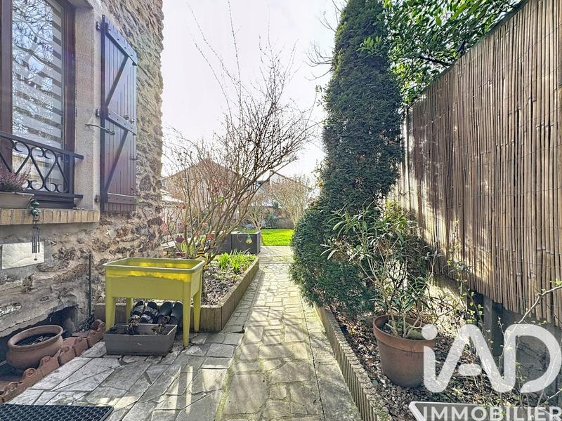 Maison - 75 m² - 5 pièces