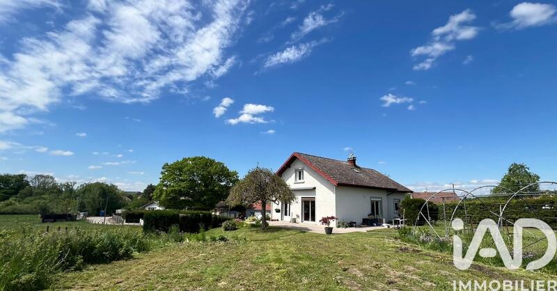 Maison - 150 m² - 8 pièces