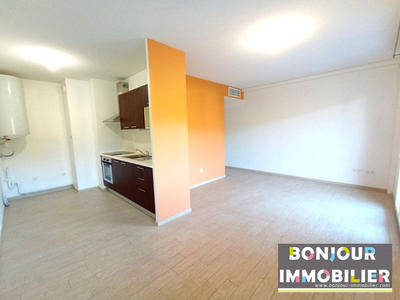 Appartement - 49 m² - 2 pièces