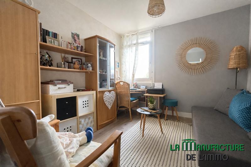 Appartement - 82 m² - 4 pièces