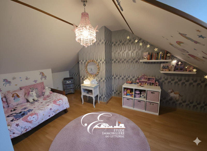 Maison - 110 m² - 8 pièces