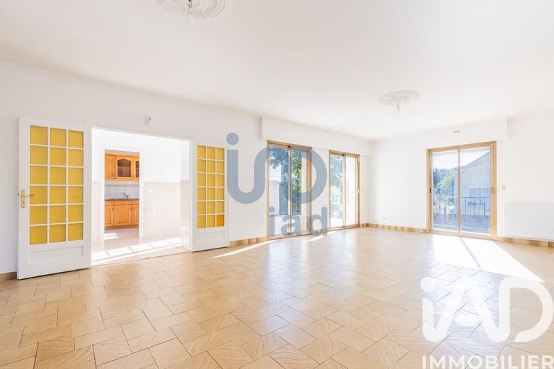 Maison - 180 m² - 6 pièces