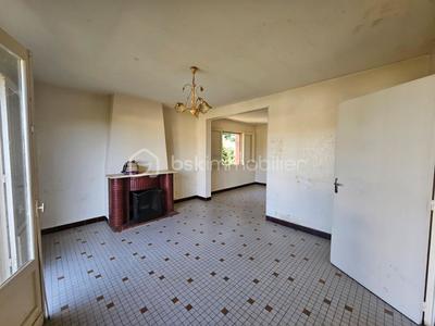 Maison traditionnelle - 74 m² - 4 pièces