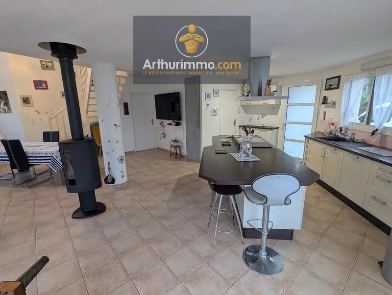 Maison - 144 m² - 5 pièces