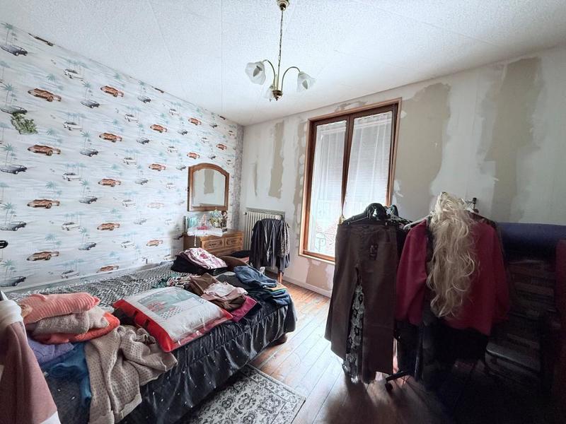 Maison - 280 m² - 4 pièces