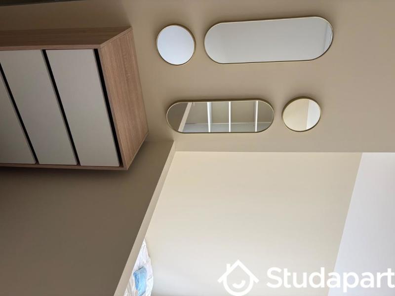 Chambre - 12 m² - 1 pièce