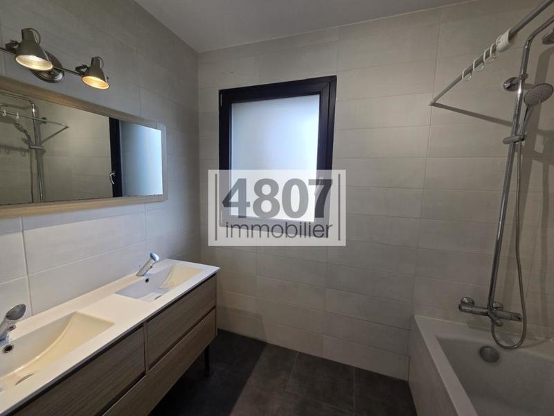 Corps de ferme - 212 m² - 6 pièces