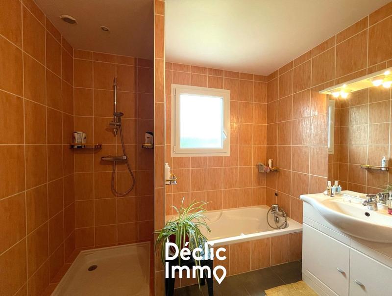 Maison - 92 m² - 4 pièces