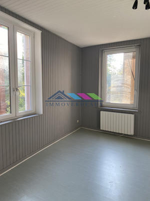 Immeuble - 330 m² - 18 pièces