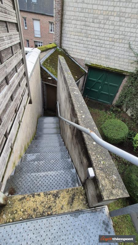 Maison - 300 m² - 13 pièces