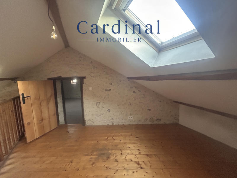 Maison - 297 m² - 11 pièces