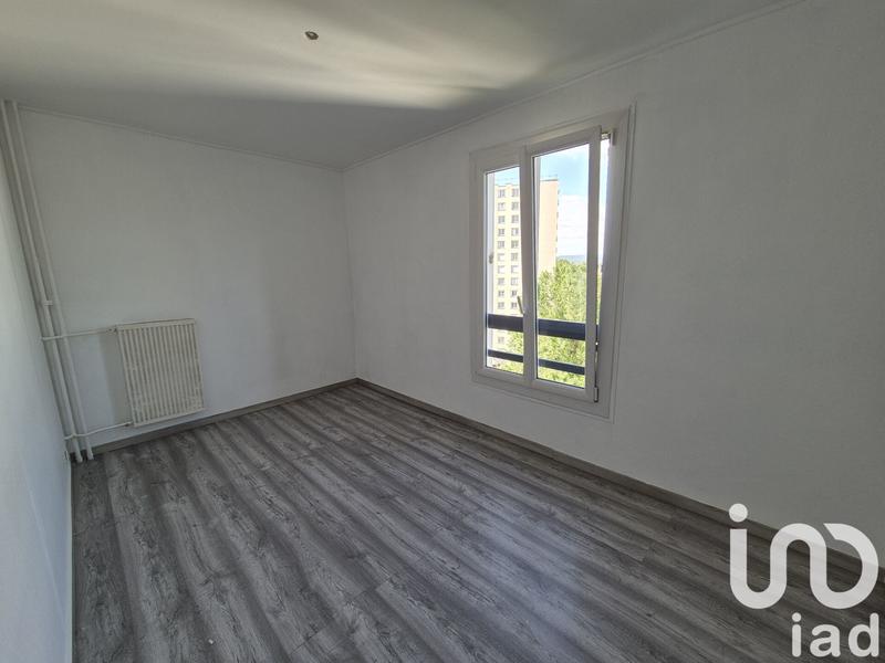Appartement - 81 m² - 5 pièces