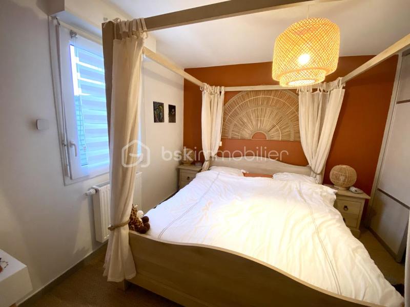 Maison - 102 m² - 6 pièces