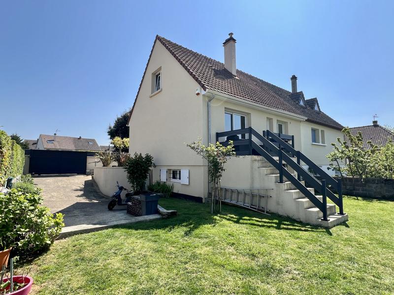 Maison - 110 m² - 5 pièces