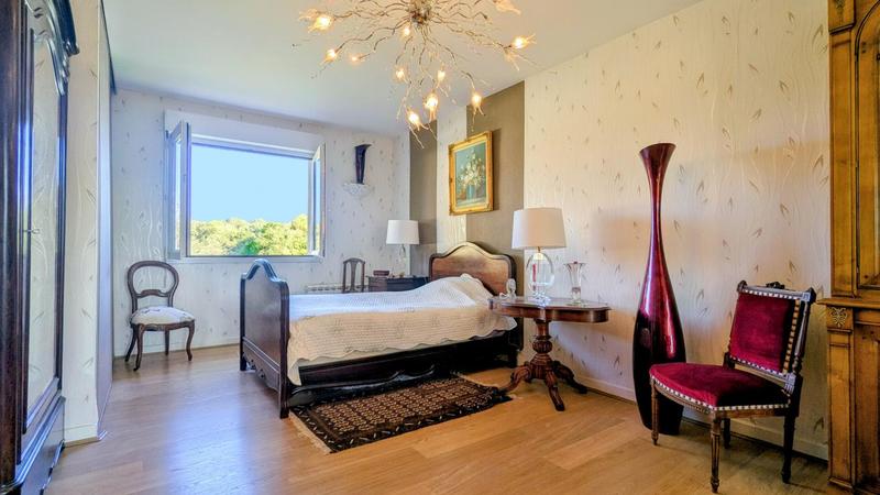 Maison - 163 m² - 5 pièces