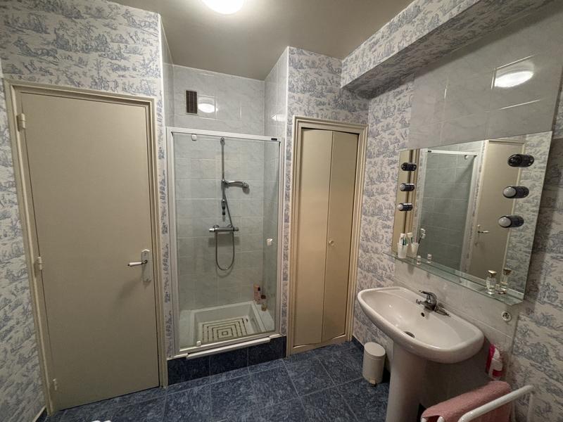 Appartement - 155 m² - 5 pièces