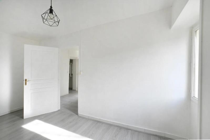 Maison - 160 m² - 9 pièces