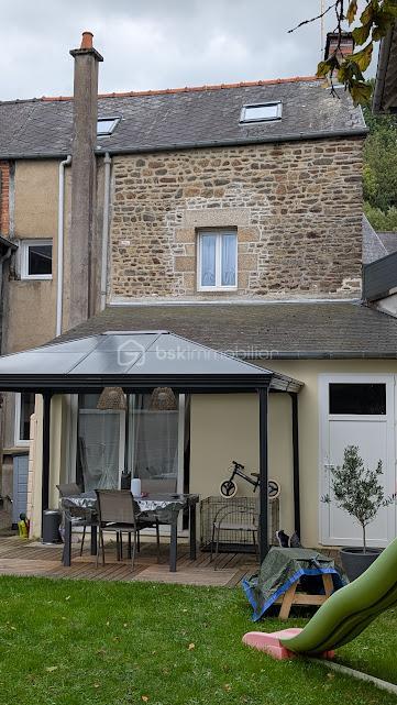 Maison - 85 m² - 4 pièces