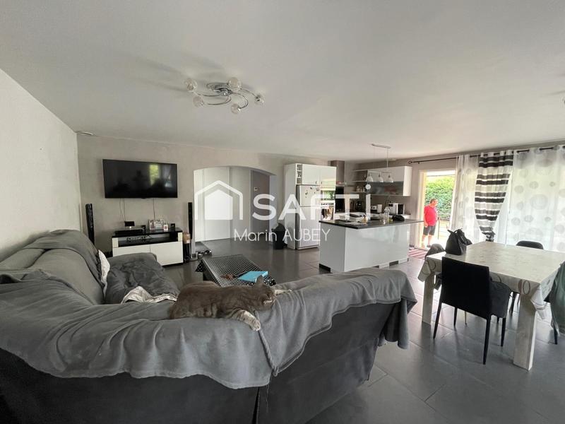 Maison - 108 m² - 5 pièces