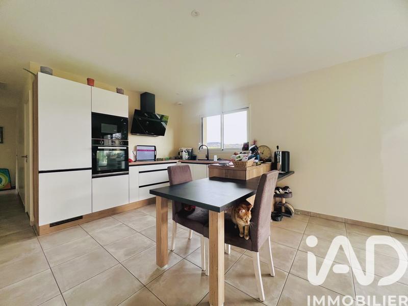 Maison - 103 m² - 5 pièces