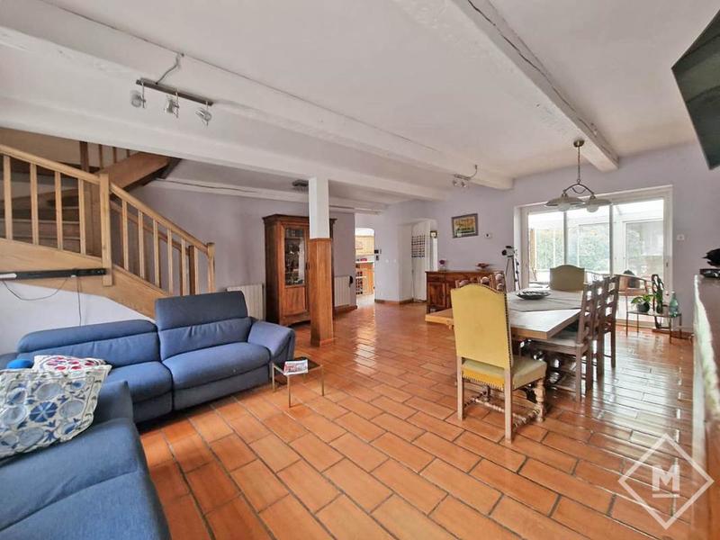 Maison - 282 m² - 7 pièces