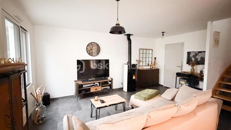 Maison - 96 m² - 5 pièces