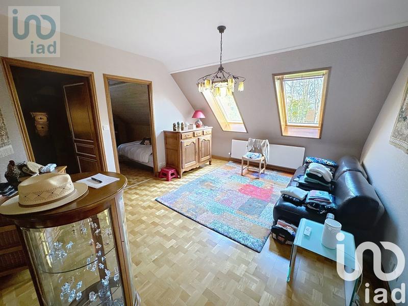 Maison - 185 m² - 8 pièces