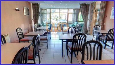 Local commercial - 350 m² - 24 pièces