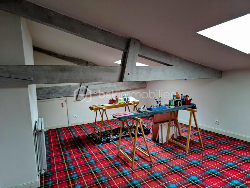 Maison bourgeoise - 250 m² - 8 pièces