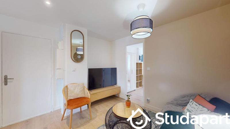 Chambre - 10 m² - 1 pièce