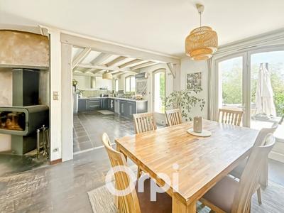 Maison - 138 m² - 4 pièces