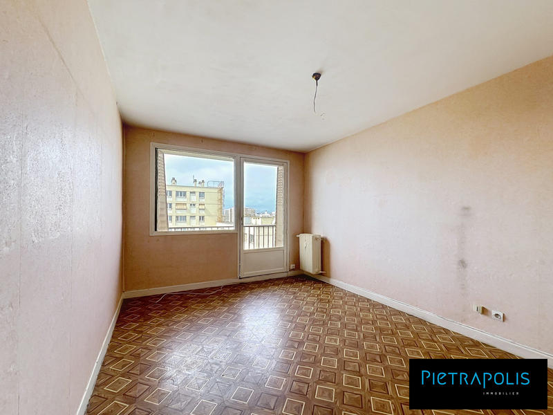 Appartement - 67 m² - 4 pièces