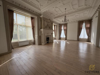 Appartement - 185 m² - 5 pièces