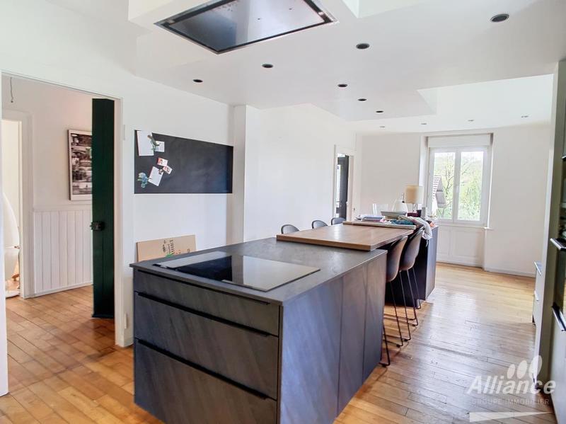 Villa - 164 m² - 6 pièces