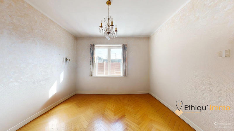 Appartement - 81 m² - 3 pièces