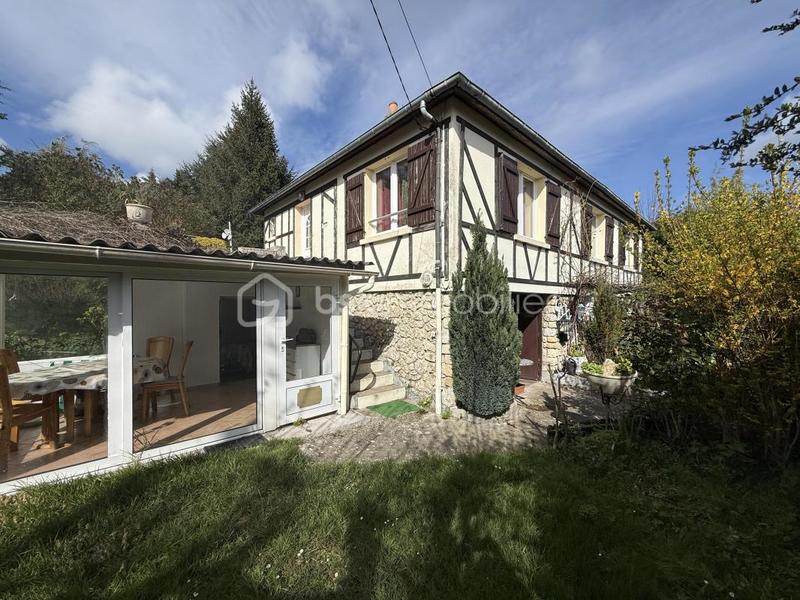 Maison - 92 m² - 4 pièces