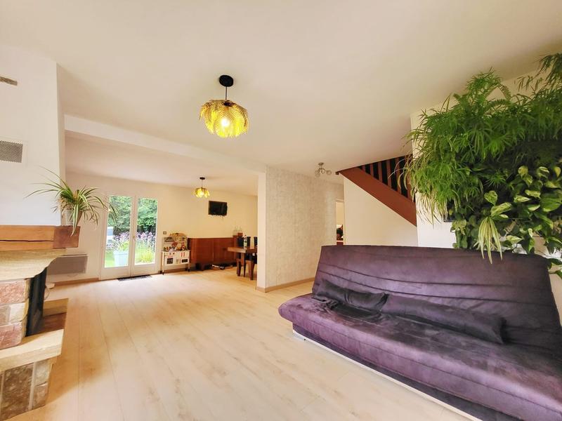 Maison - 127 m² - 7 pièces