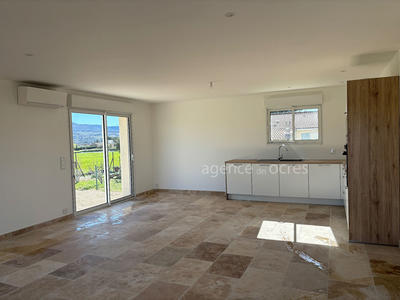 Maison - 97 m² - 4 pièces