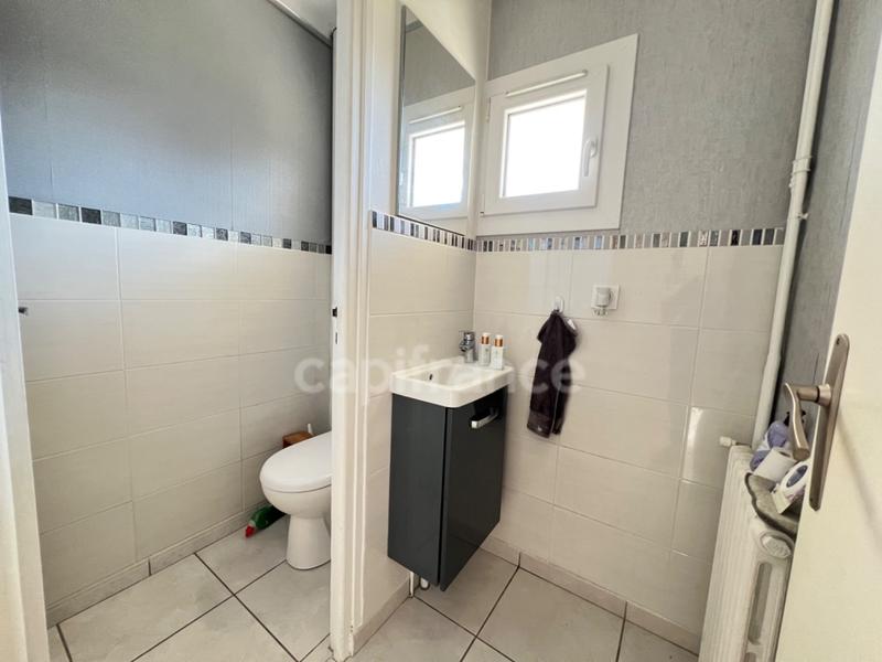 Maison - 97 m² - 5 pièces