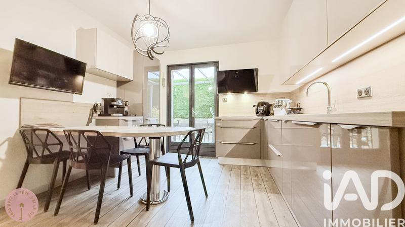 Maison - 126 m² - 5 pièces