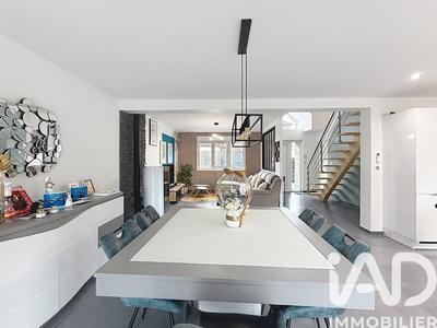 Maison - 145 m² - 6 pièces