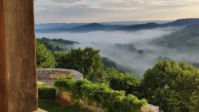 Maison - 405 m² - 48 pièces