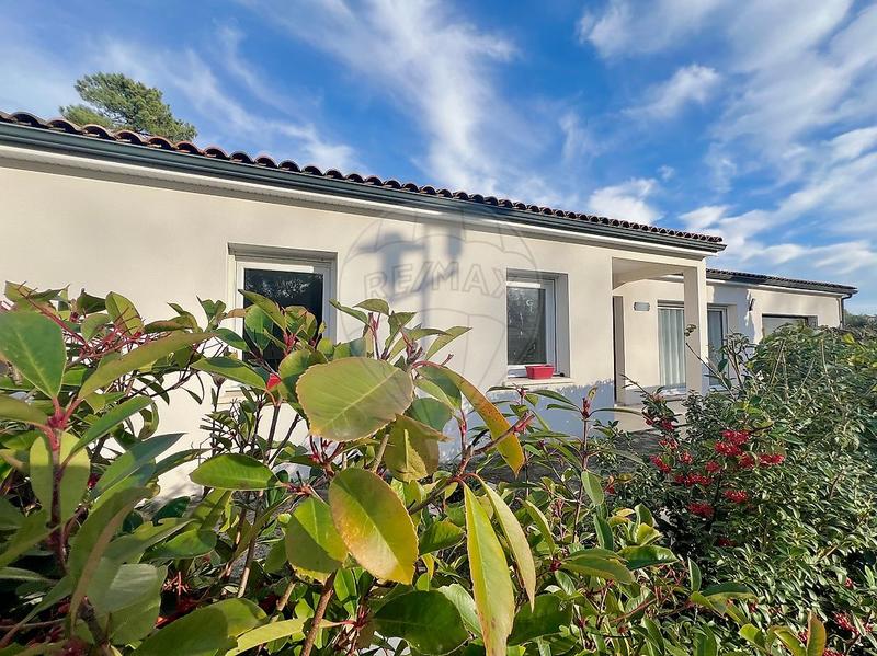 Maison - 110 m² - 5 pièces