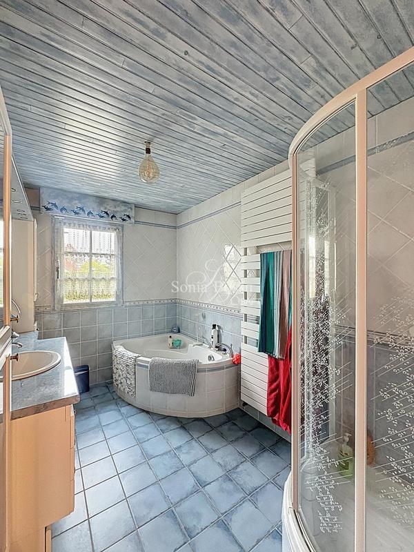 Maison - 110 m² - 5 pièces