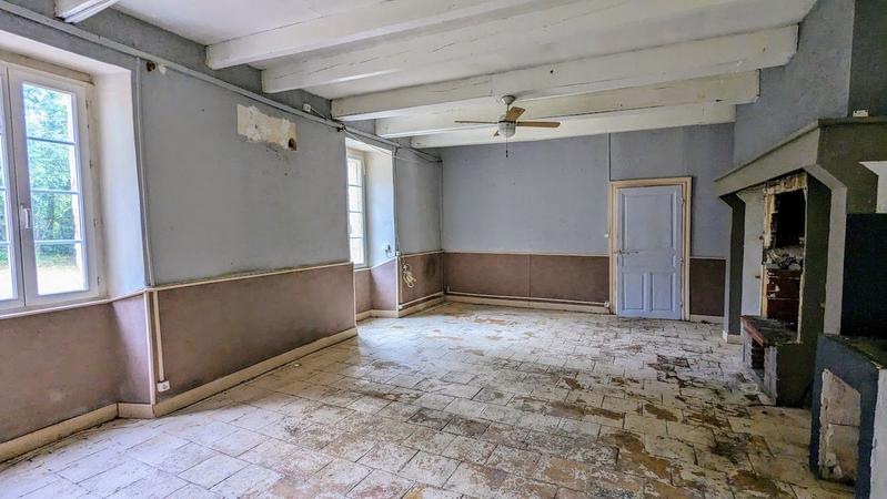 Maison - 244 m² - 8 pièces