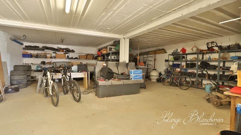 Maison - 170 m² - 8 pièces